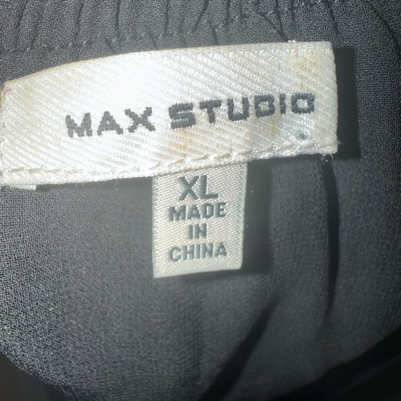 Max Studio black velvet Floral Halter Blouse Size XL - Picture 4 of 6